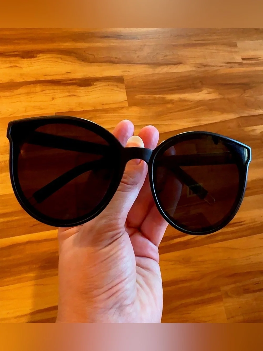 Black Oversized Cat Eye Sunglasses Dark Lens Fashion Shades